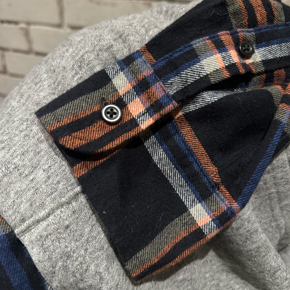 Chicago Bears Upcycled hooded sweatshirt flannel size medium - Picture 5 of 6